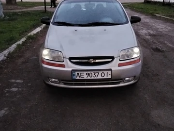 Авто Chevrolet Aveo 2003 № 8664410