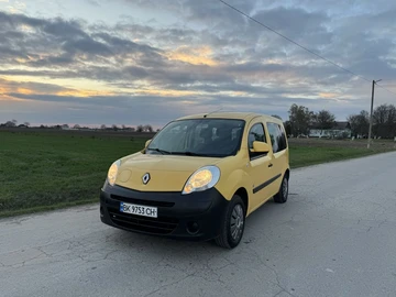 Авто Renault Kangoo Passenger 2013 № 8664415
