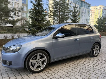 Авто Volkswagen Golf 2011 № 8664446