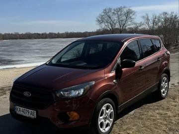 Авто Ford Escape 2018 № 8664498