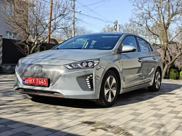 Авто Hyundai Ioniq 2017 № 8664734