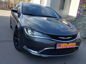 Авто Chrysler 200 2015 № 8664951