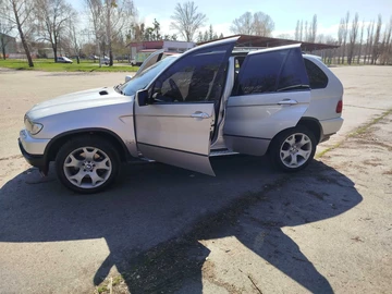 Авто BMW X5 2001 № 8664954