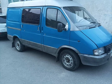 Авто ГАЗ 2310 Соболь 2000 № 8664982