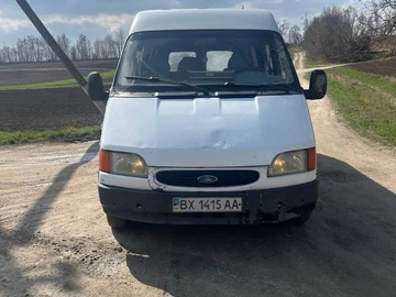Авто Ford Canyon 1995 № 8665003