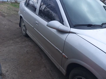 Авто Opel Vectra 1999 № 8665234