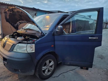 Авто Volkswagen Transporter 2004 № 8665265