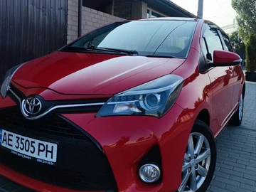 Авто Toyota Yaris 2014 № 8665270