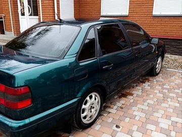 Авто Volkswagen Passat Sedan 1995 № 8665273