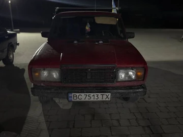 Авто ВАЗ 2107 1991 № 8665368