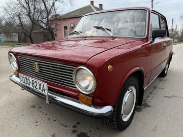 Авто ВАЗ 2101 1987 № 8665556