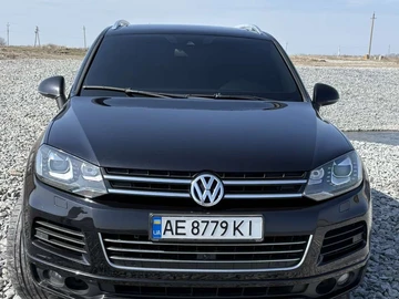 Авто Volkswagen Touareg 2013 № 8665557