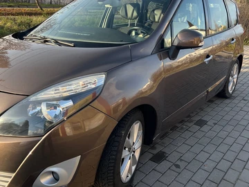 Авто Renault Grand Scenic 2011 № 8665676