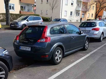 Авто Volvo C30 2008 № 8665747