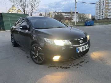 Авто KIA Cerato Forte  2009 № 8665764