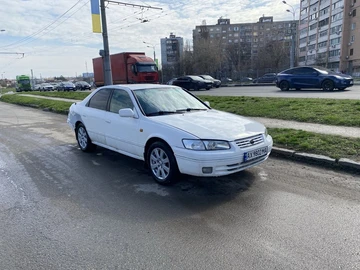Авто Toyota Camry 1998 № 8665770