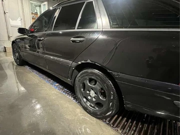 Авто Mercedes 220 2001 № 8665935