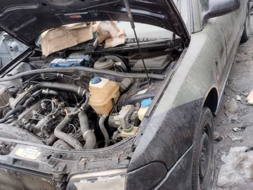 Авто Audi A4 1996 № 8665953