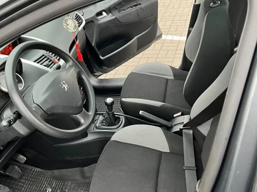 Авто Peugeot 207 2007 № 8666099