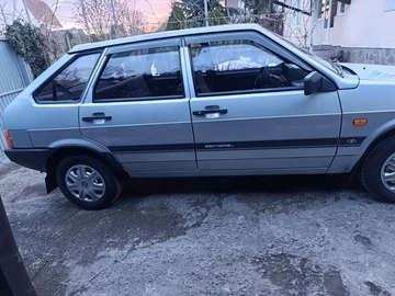 Авто ВАЗ 21093 1998 № 8666114