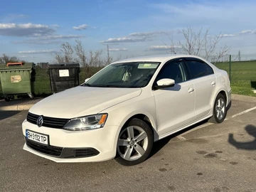Авто Volkswagen Jetta 2011 № 8666136