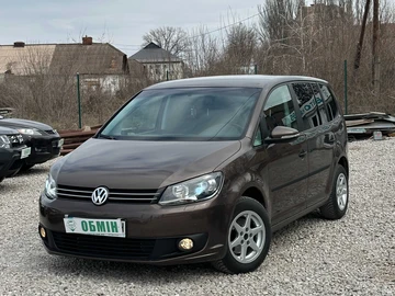Авто Volkswagen Touran 2010 № 8666625