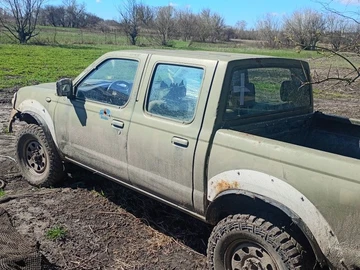 Авто Nissan Navara 2002 № 8666630