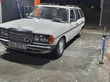Авто Mercedes W123 1984 № 8666640