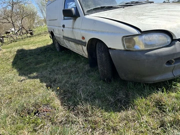 Авто Ford Escort 1998 № 8666988