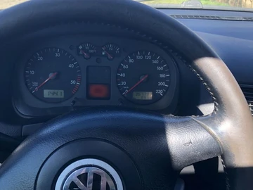 Авто Volkswagen Golf 2000 № 8666994