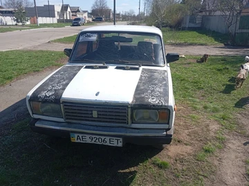 Авто ВАЗ 2107 1993 № 8667035