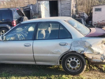 Авто Mitsubishi Lancer 1995 № 8667113