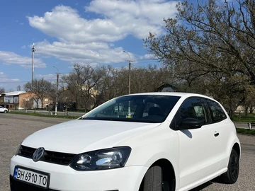 Авто Volkswagen Polo 2011 № 8667374
