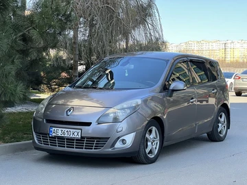 Авто Renault Grand Scenic 2011 № 8667393