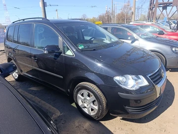 Авто Volkswagen Touran 2008 № 8667705