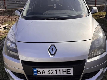 Авто Renault Scenic 2010 № 8668080