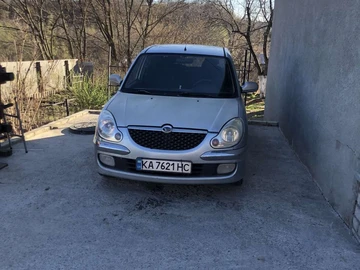 Авто Daihatsu Sirion 2003 № 8668126