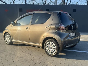 Авто Toyota Aygo 2012 № 8668425