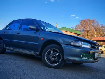 Авто Mitsubishi Lancer 1993 № 8668429