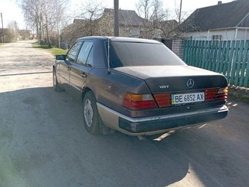 Авто Mercedes 200 1992 № 8668436