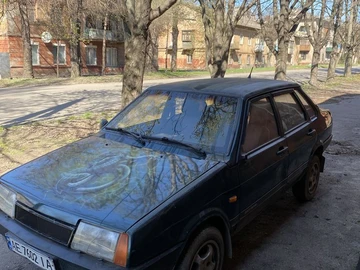 Авто ВАЗ 21099 2004 № 8668439