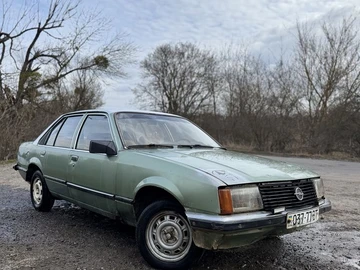Авто Opel Rekord 1982 № 8668445