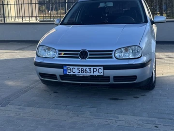 Авто Volkswagen Golf 2001 № 8668451