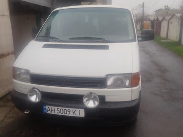 Авто Volkswagen Transporter 2000 № 8668473