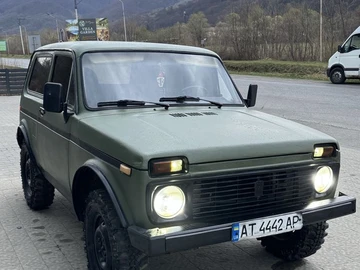 Авто ВАЗ 2121 1990 № 8668503