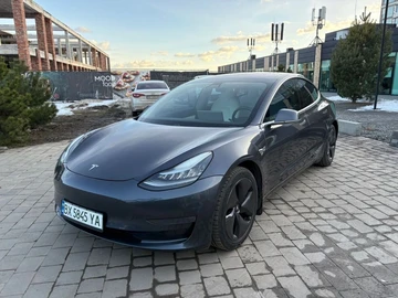 Авто Tesla Model 3 2019 № 8668725