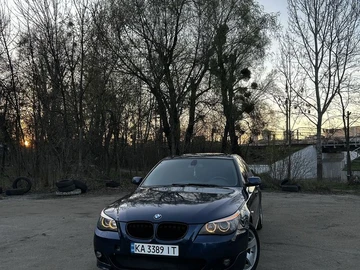 Авто BMW 5 Серия 2004 № 8668777