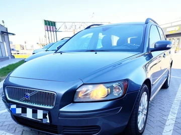 Авто Volvo V50 2007 № 8668838