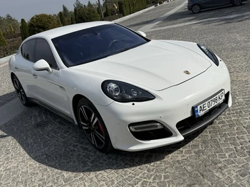 Авто Porsche Panamera 2012 № 8668857