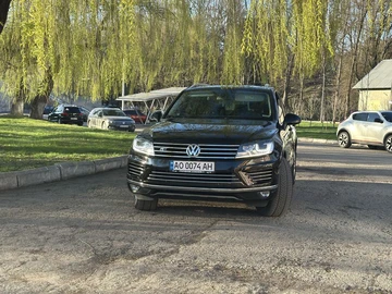 Авто Volkswagen Touareg 2012 № 8669018